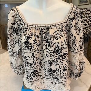 Christian Siriano Black‎ and White Ruffled Boho Blouse